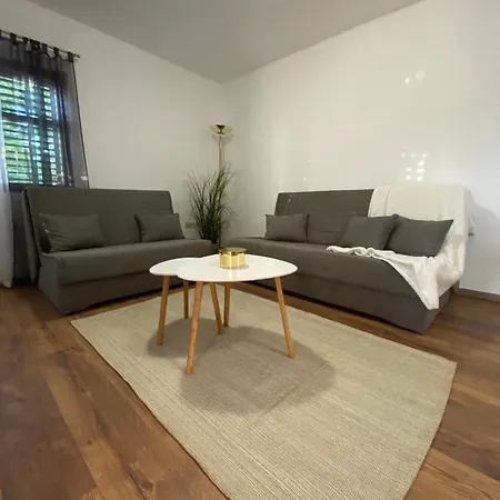 Σπίτι διακοπών Vikendica Lucija